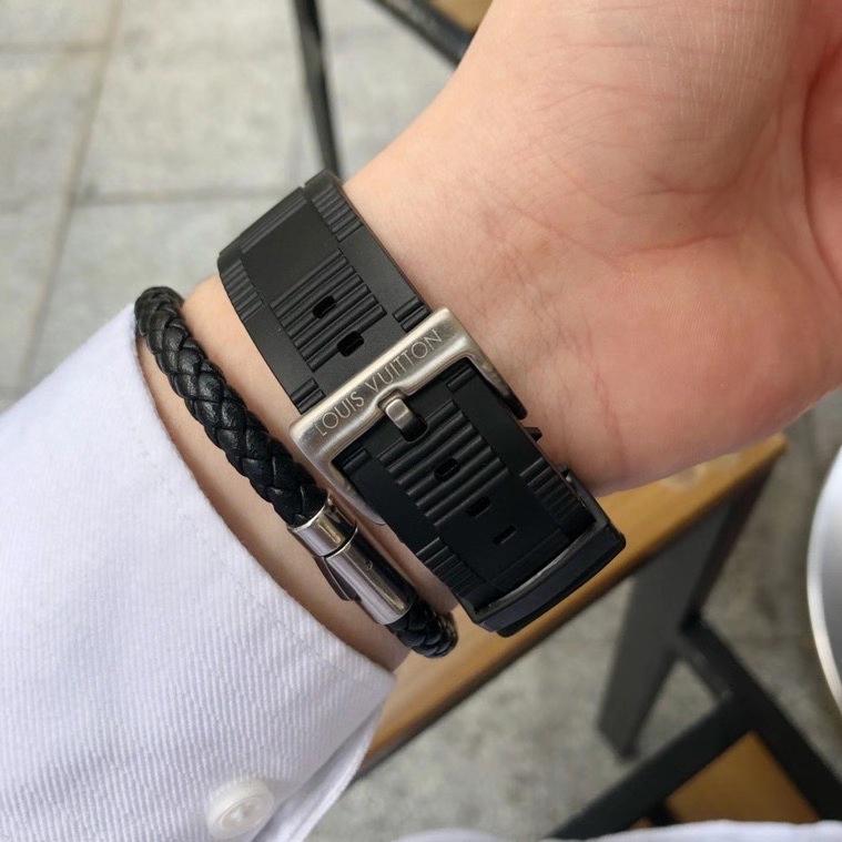 Replica LOUIS VUITTON LV 904l Stainless Steel Quartz Watch 41MM