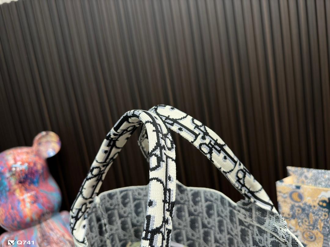 Replica Dior Bag 37*32CM