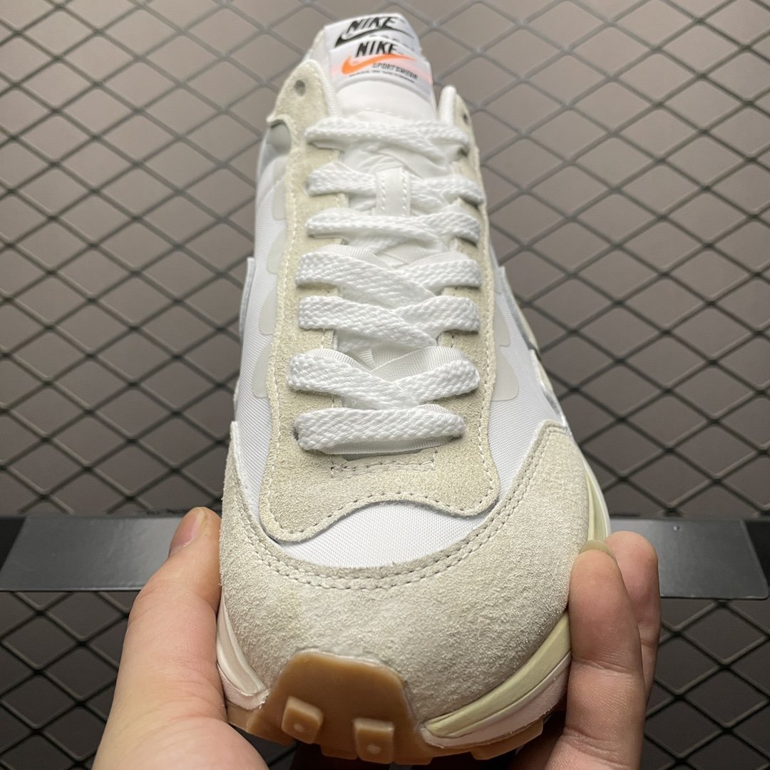 Replica Nike Shoe Sacai x Nike VaporwaffleSail3.0DD1875-10036-46_01783