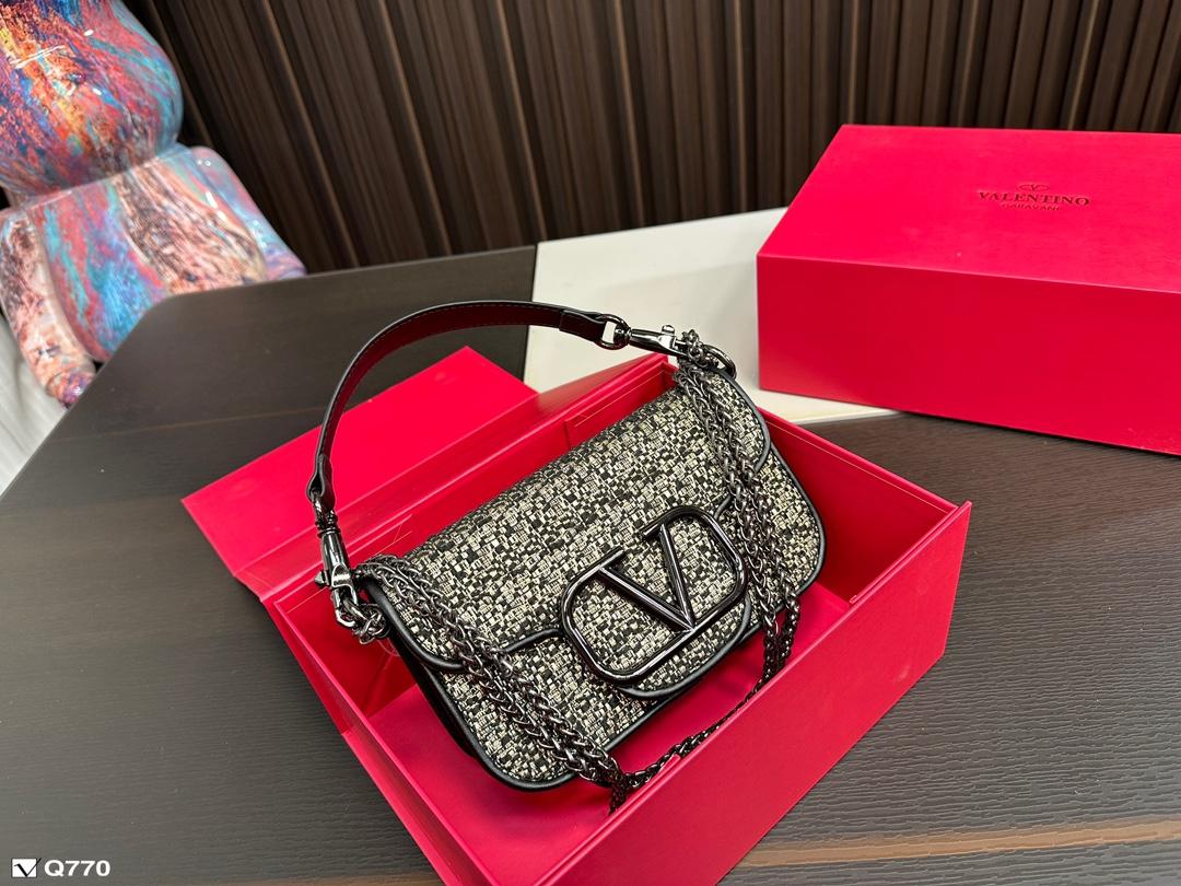 Replica Valentino Bag 20*11CM/27*13CM