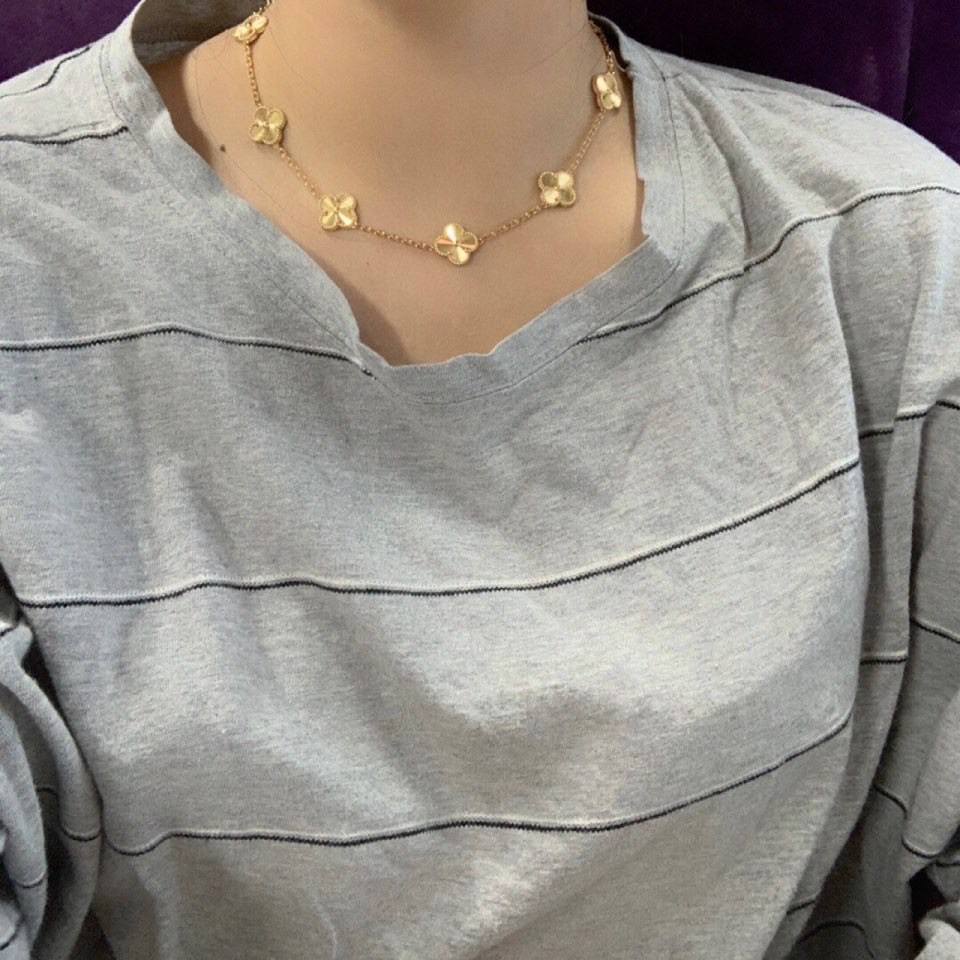 Replica VanCleef Arpels Necklace