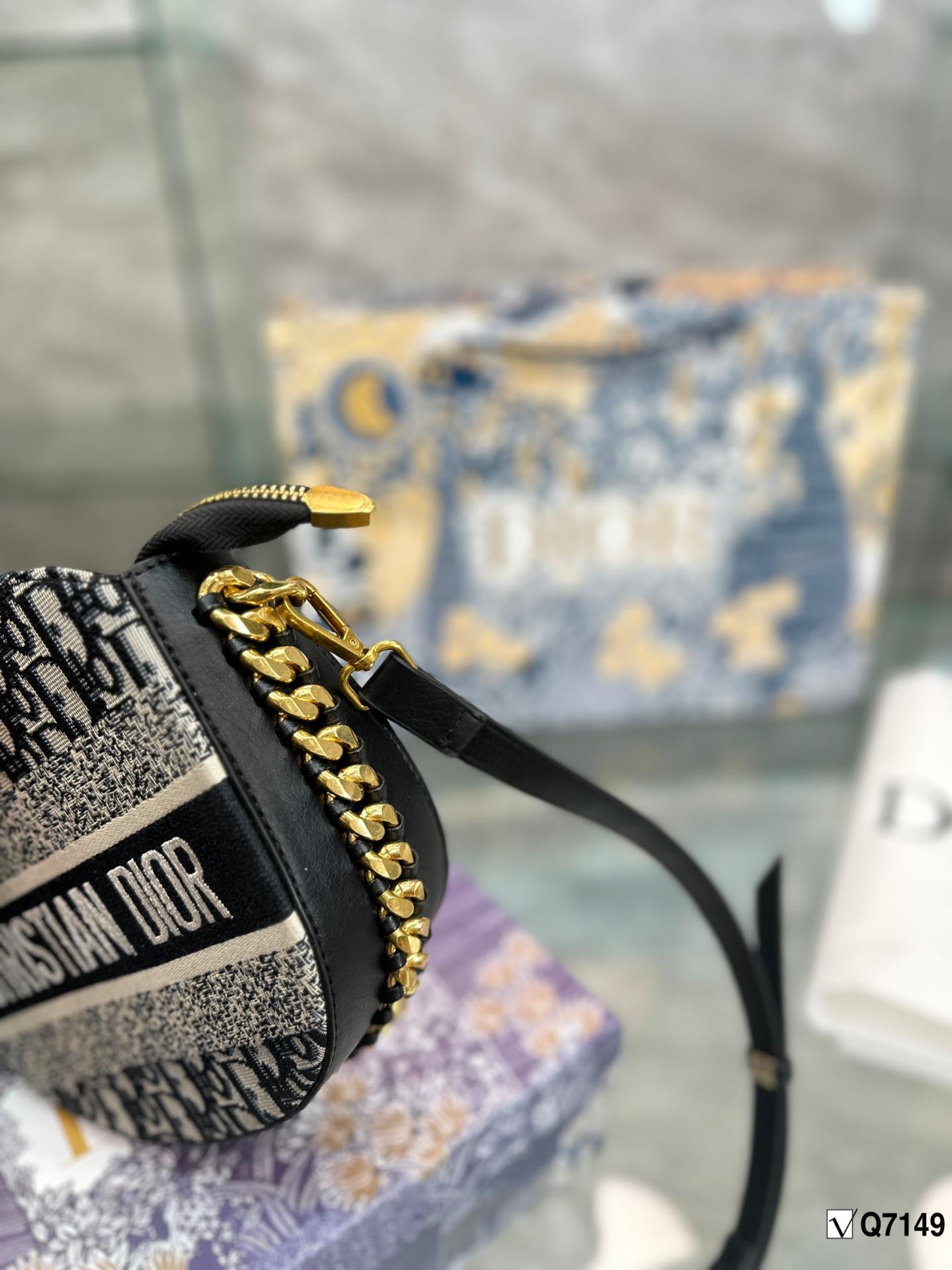 Replica Dior Bag 20*18CM