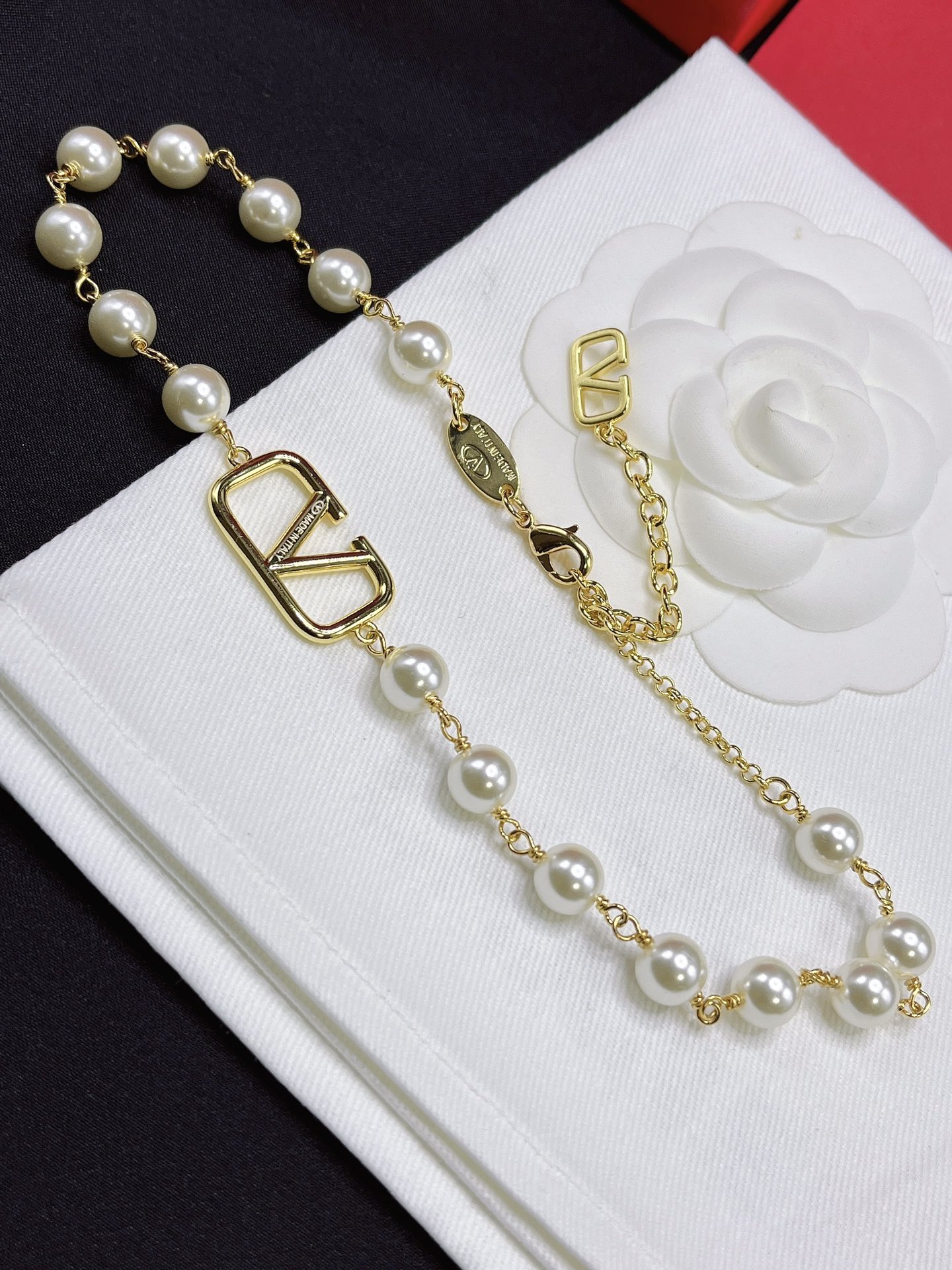 Replica VALENTINO Necklace