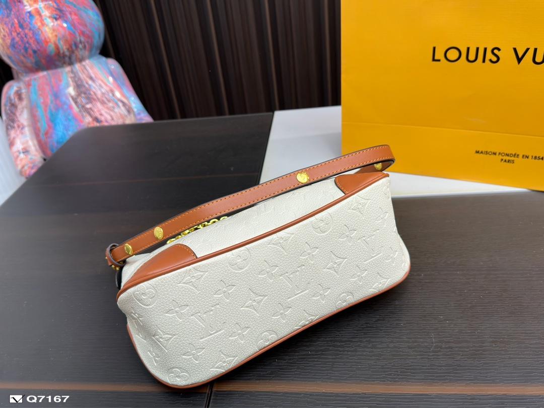Replica Louis Vuitton Bag 26*15CM