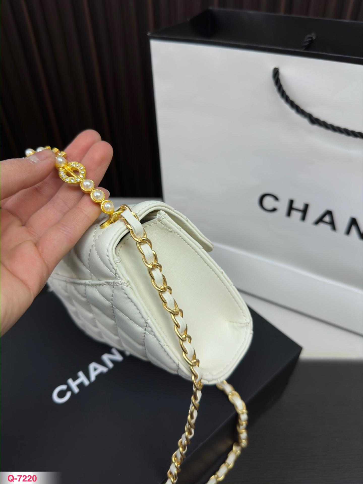Replica Chanel Bag 15*12CM