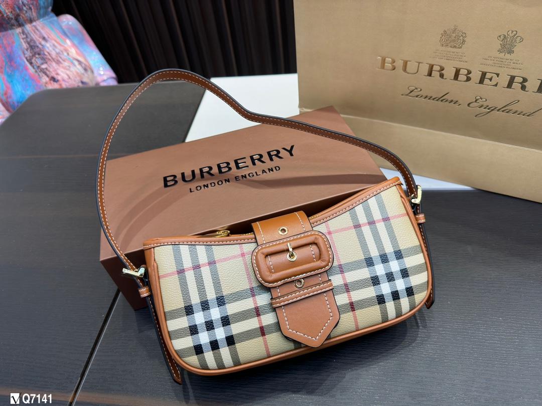 Replica Burberry Bag 23*11CM