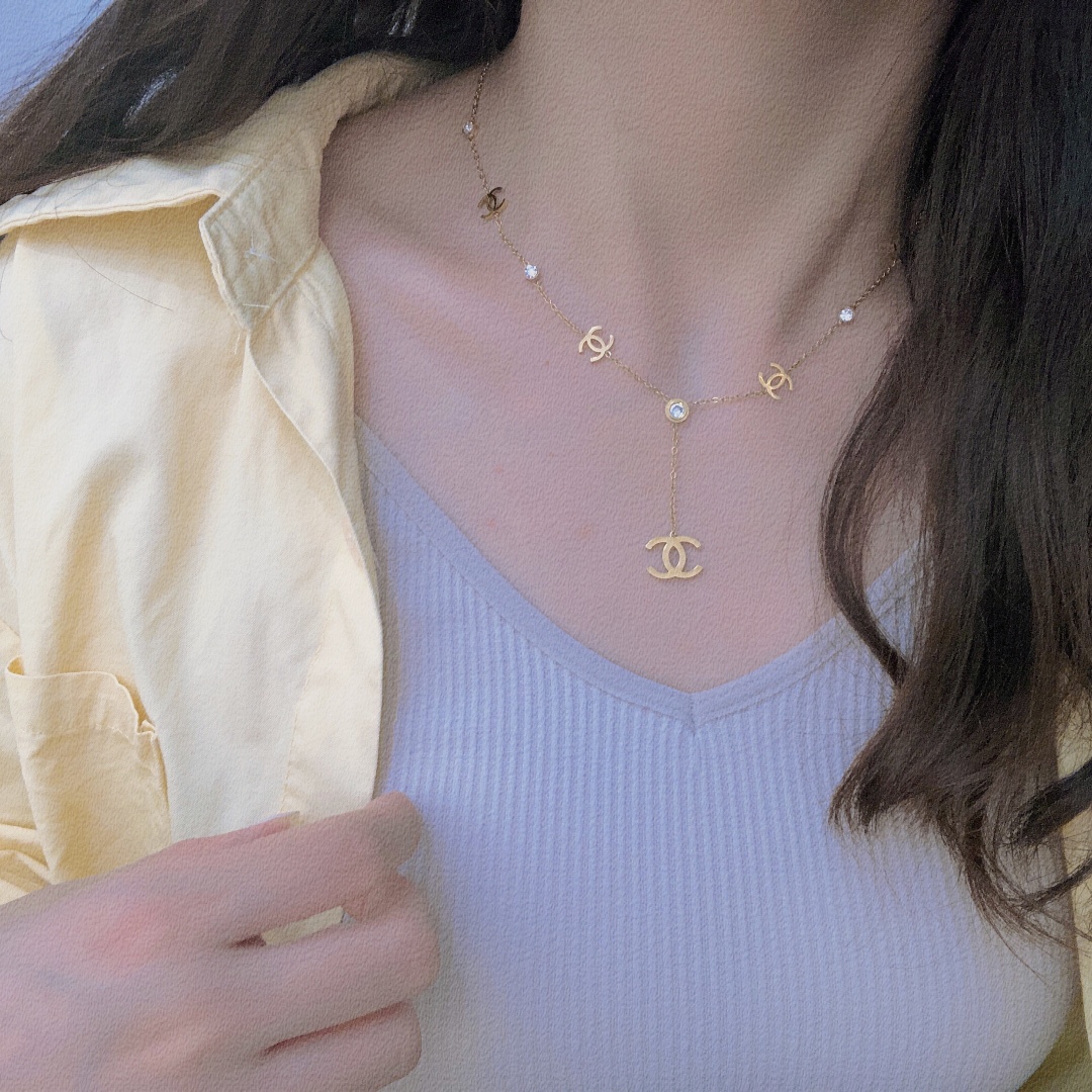 Replica CHANEL Necklace