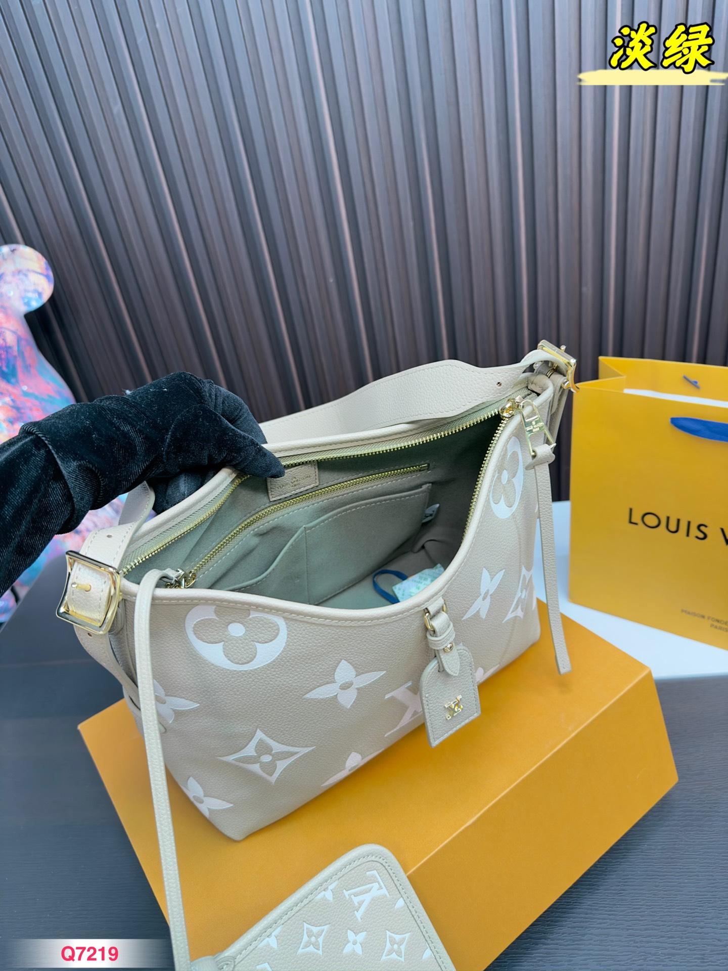 Replica Louis Vuitton Bag 28*20CM