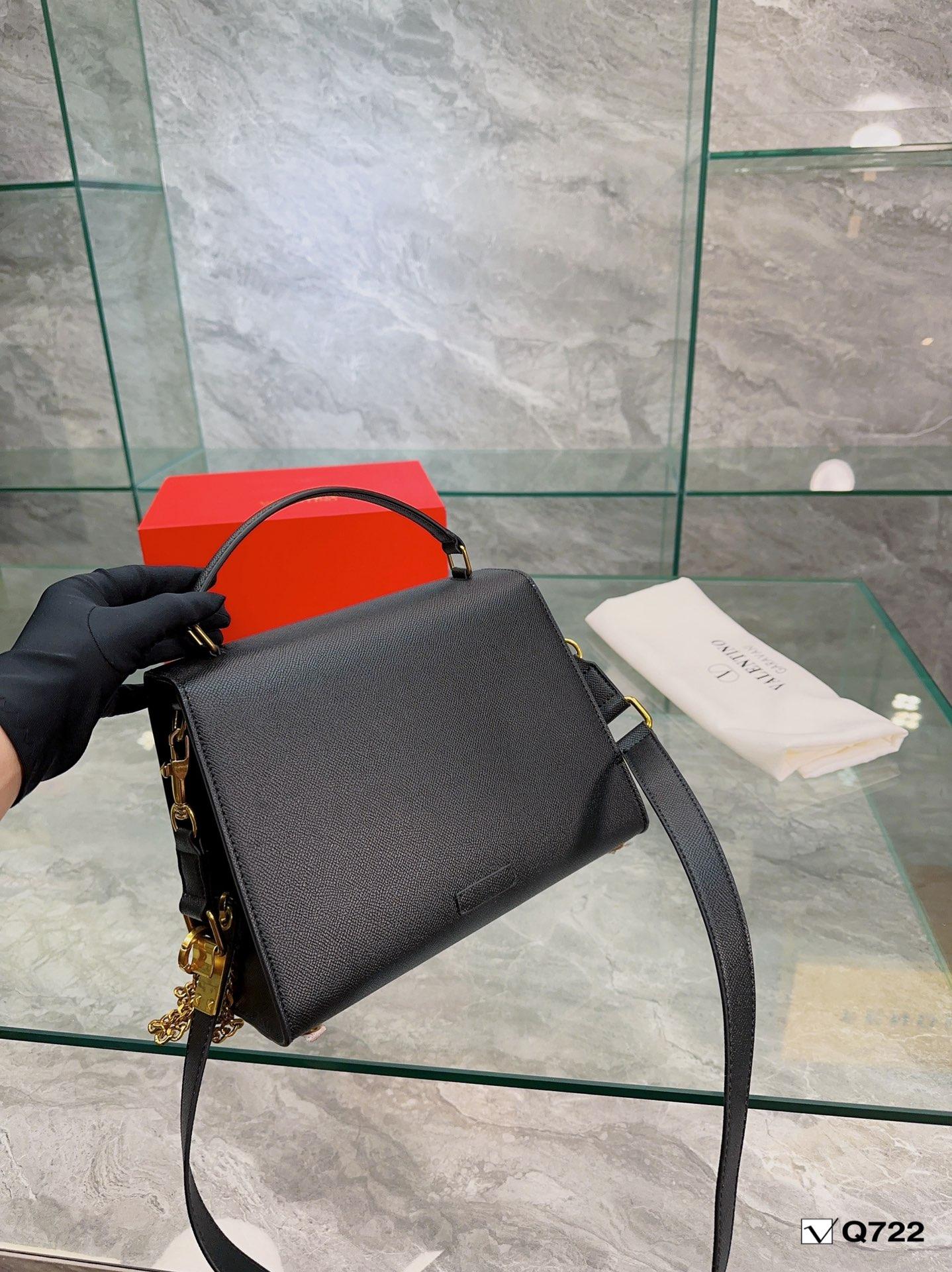 Replica Valentino Bag 26*20CM