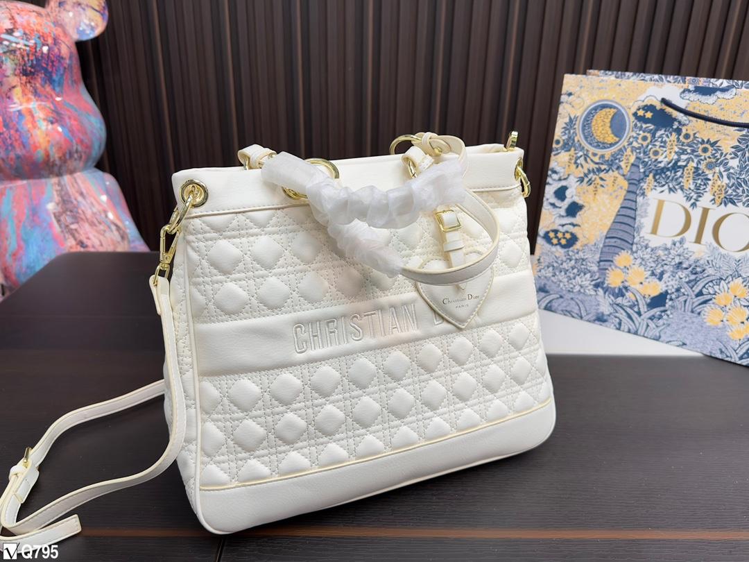 Replica Dior Bag 32*27CM