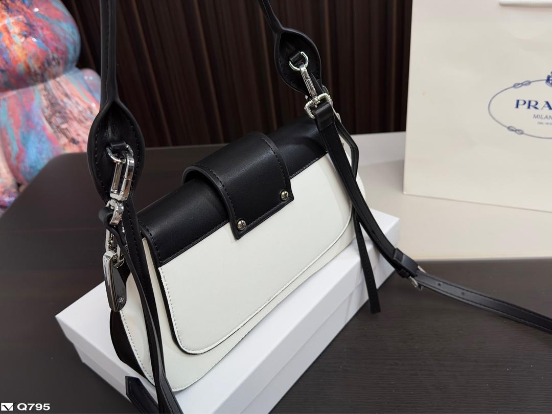 Replica Prada Bag 28*14CM