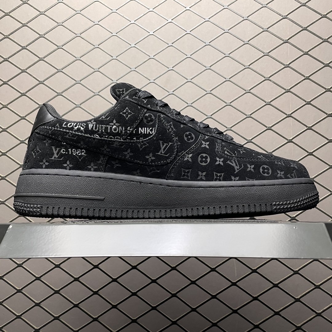 Replica Louis Vuitton Shoe Louis Vuitton x Nike Air Force Black Size 38-45 65PHIO53