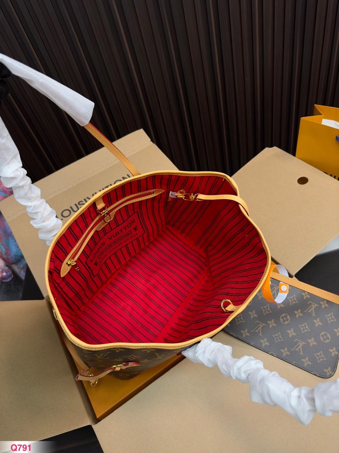 Replica Louis Vuitton Bag 29*32CM