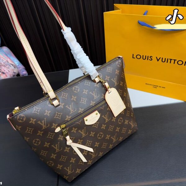 Replica Louis Vuitton Bag 27*24CM/30*28CM