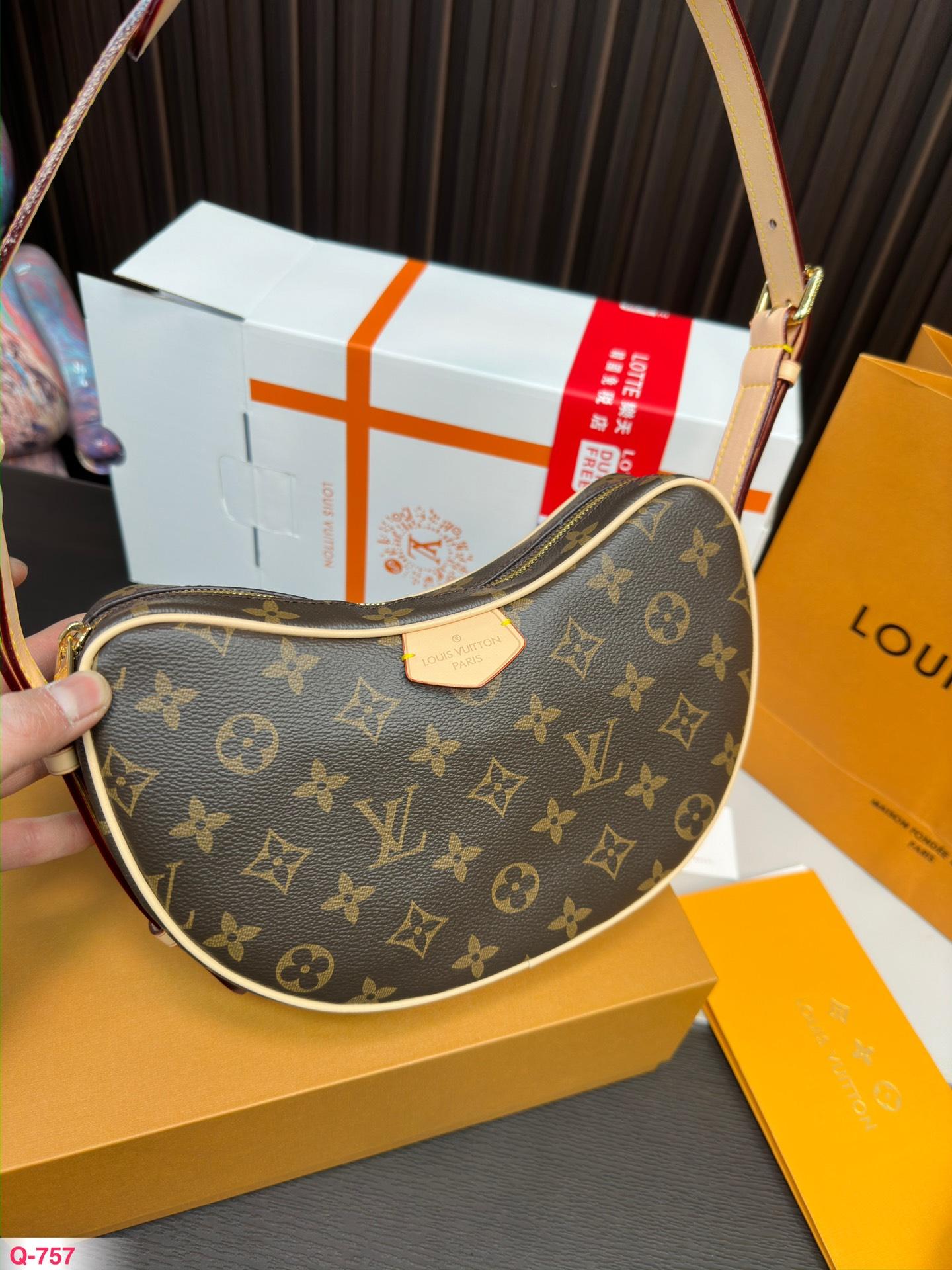 Replica Louis Vuitton Bag 14*25CM