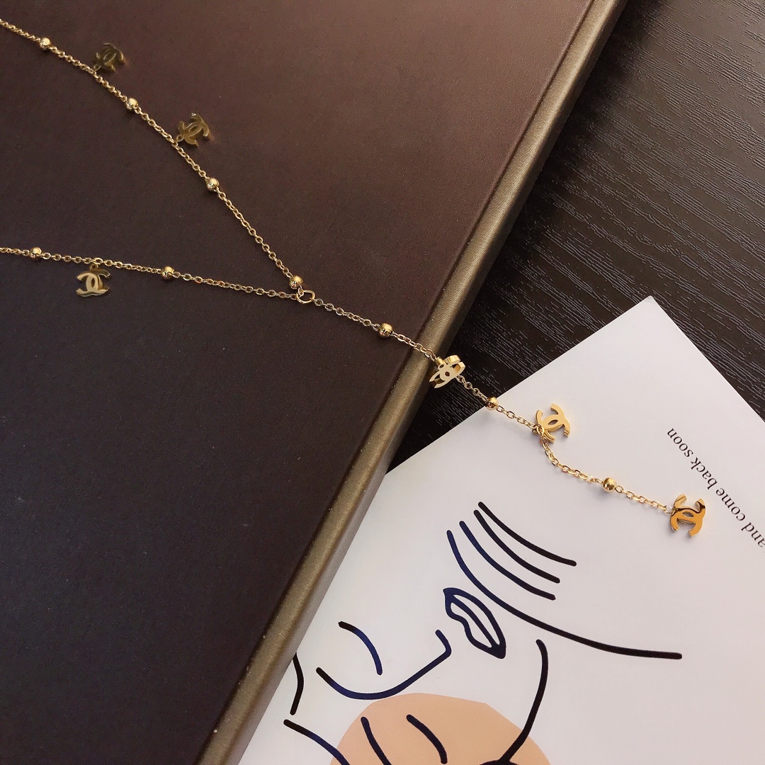 Replica CHANEL Necklace