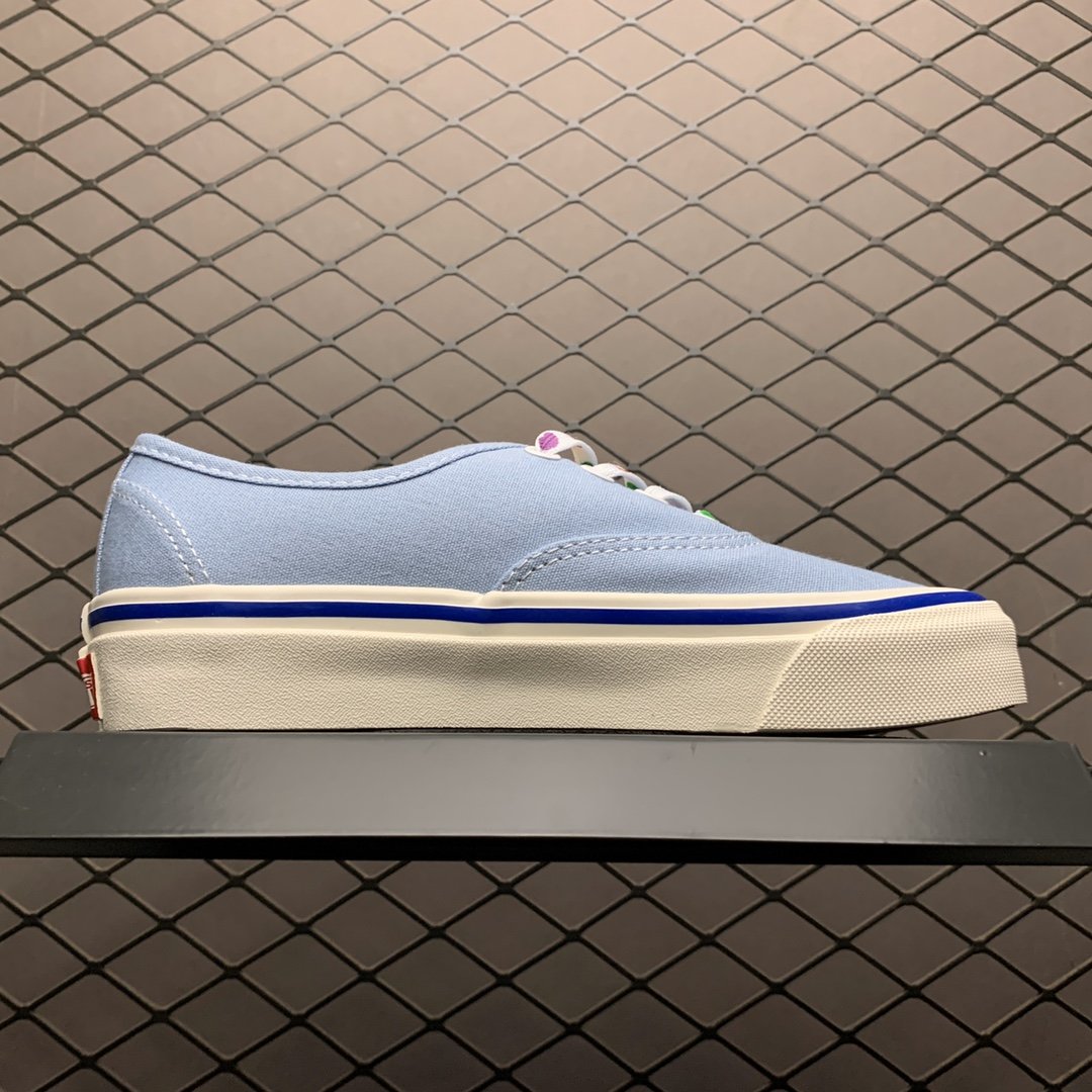 Replica Vans Shoe Vans Authentic 35-44 5309B