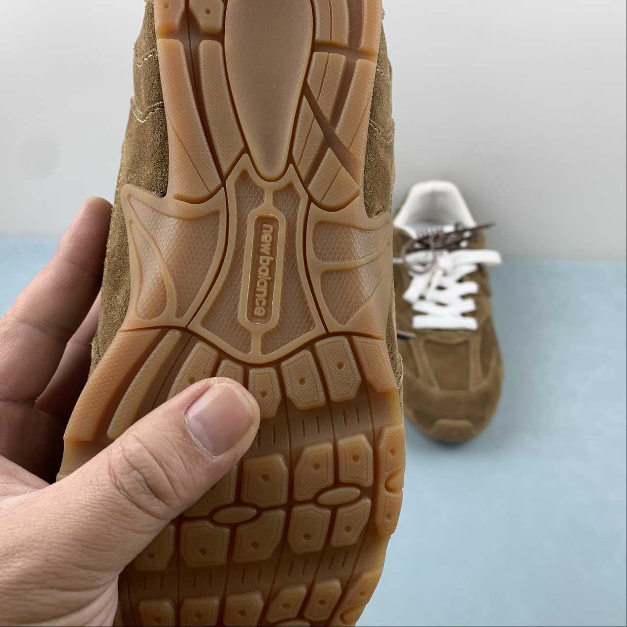 Replica New Balance Shoe Miumiu x New Balance 24s SizeU   35 36 37 38 39 40