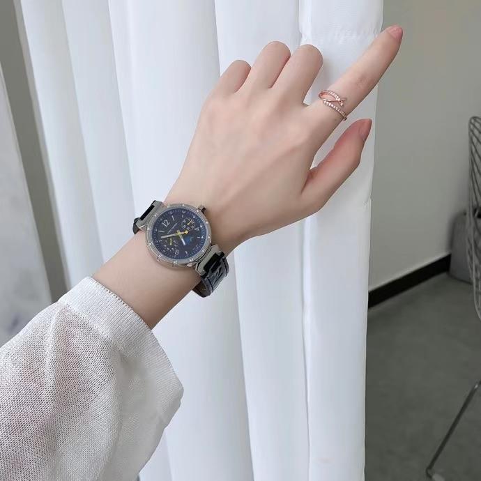 Replica LOUIS VUITTON LV 904l Stainless Steel Quartz Watch 33MM