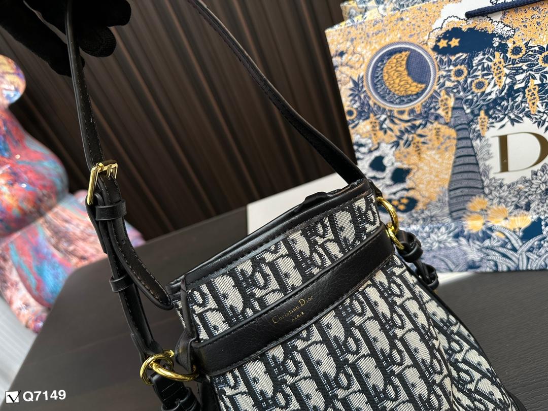 Replica Dior Bag 24*24CM