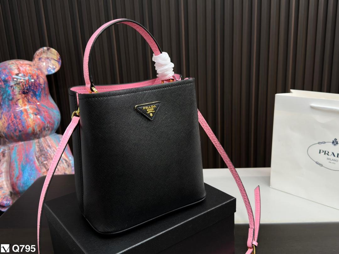 Replica Prada Bag 18*18CM/22*23CM