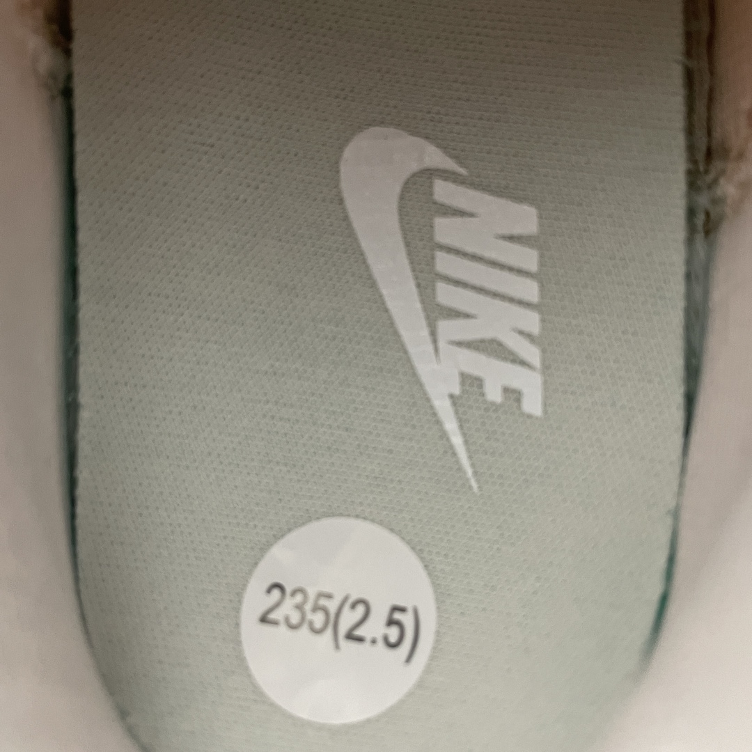 Replica Nike Shoe Nike Motiva DV1238-800 Size 36-41