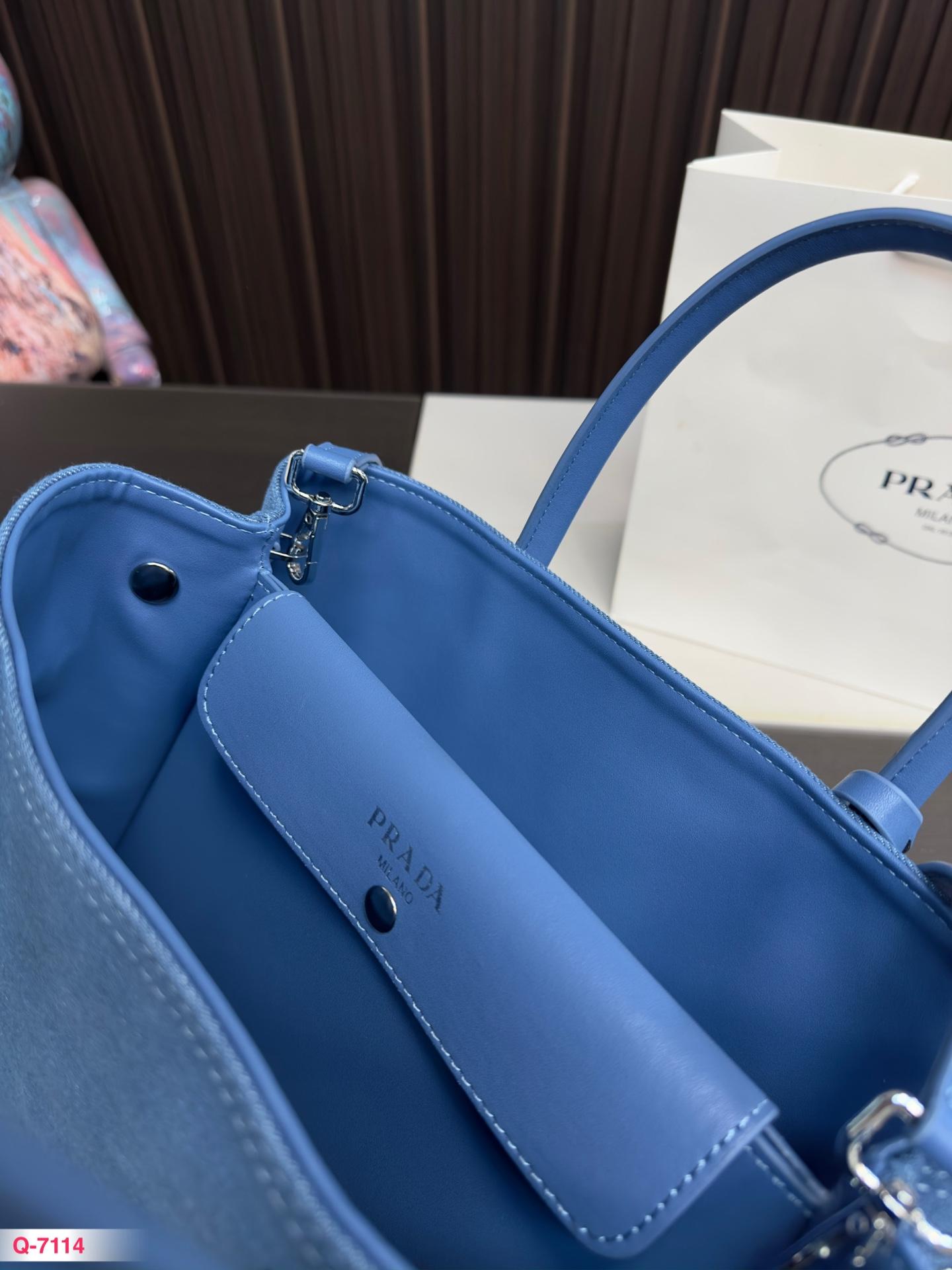 Replica Prada Bag 25*34CM