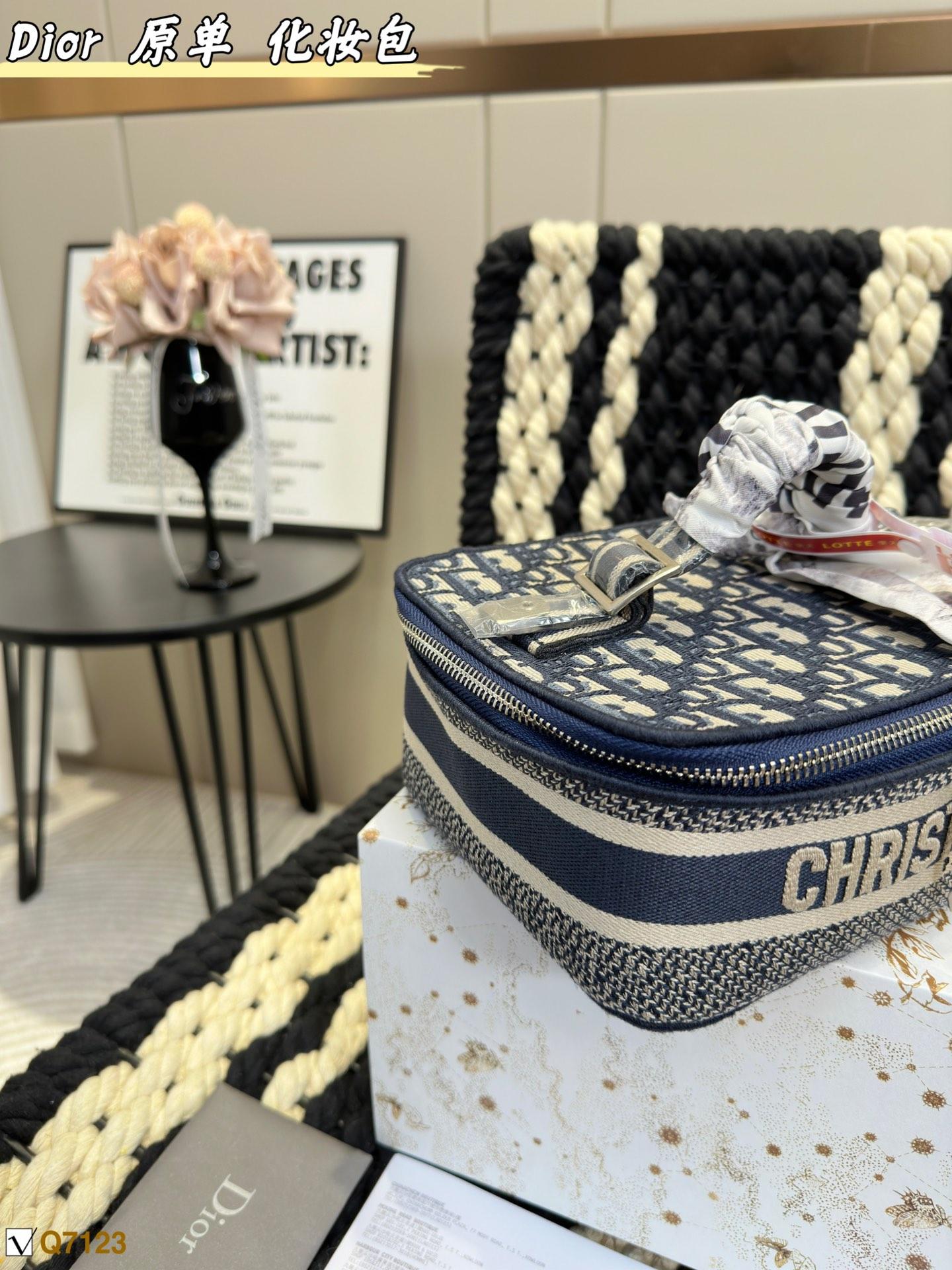 Replica Dior Bag 23*9CM