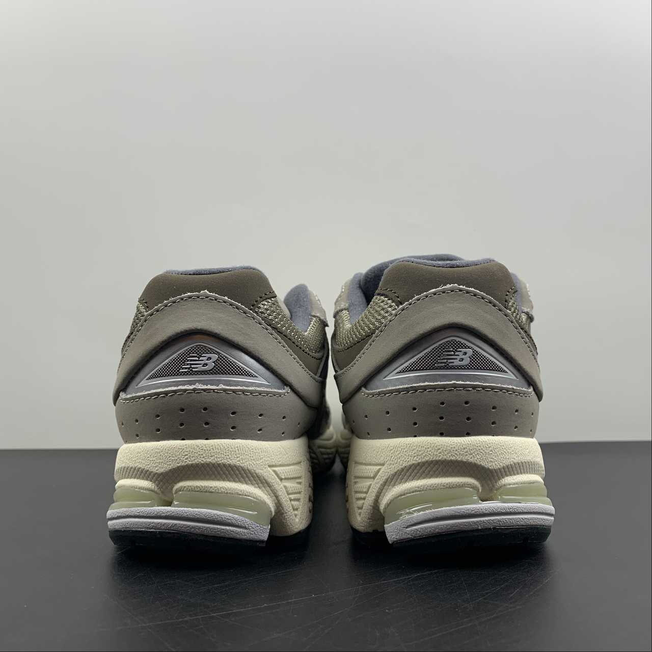 Replica New Balance Shoe New Balance NB2002  M2002RAW  36-45