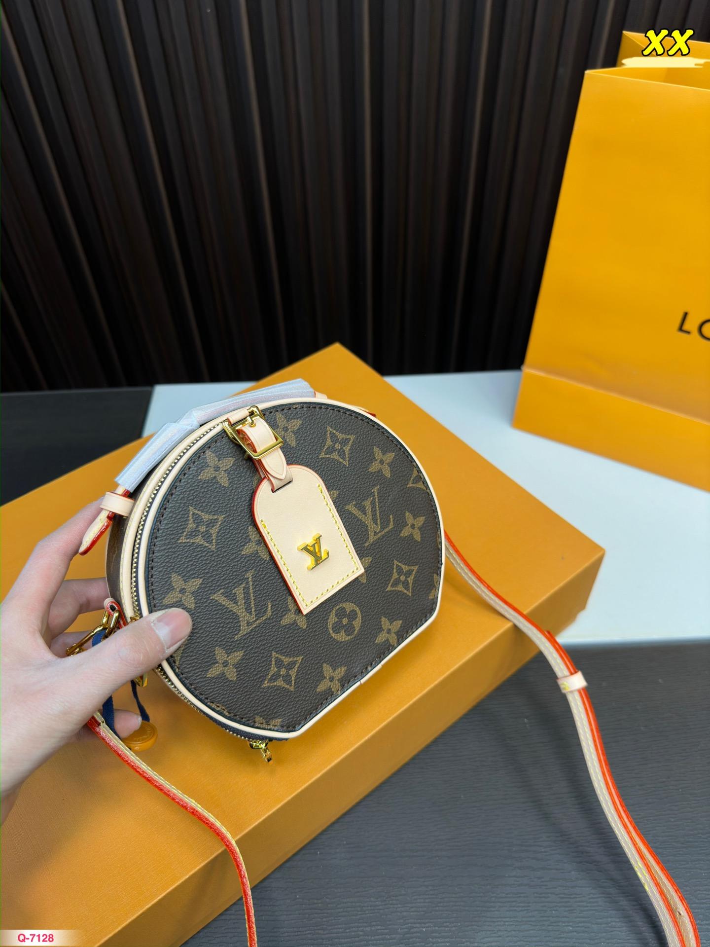 Replica Louis Vuitton Bag 16*17CM