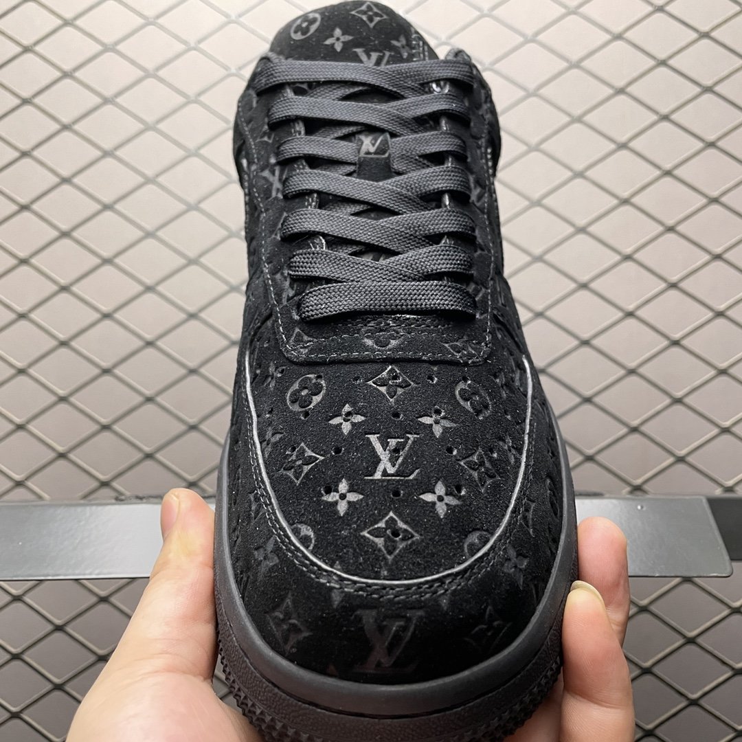 Replica Louis Vuitton Shoe Louis Vuitton x Nike Air Force Black Size 38-45 65PHIO53