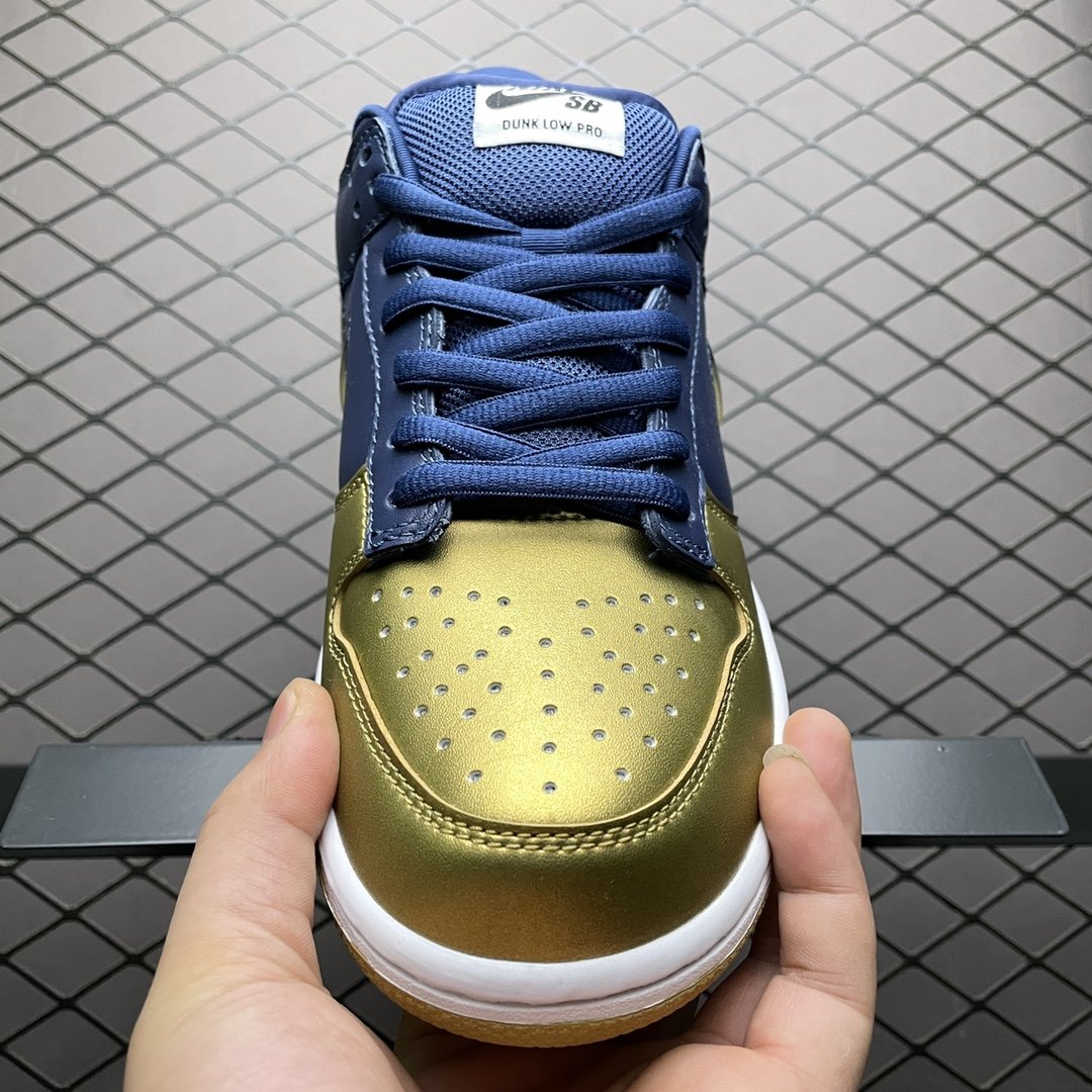 Replica Nike Dunk SB Shoe Supreme X Nike SB Dunk Low CK3480-700 40-45