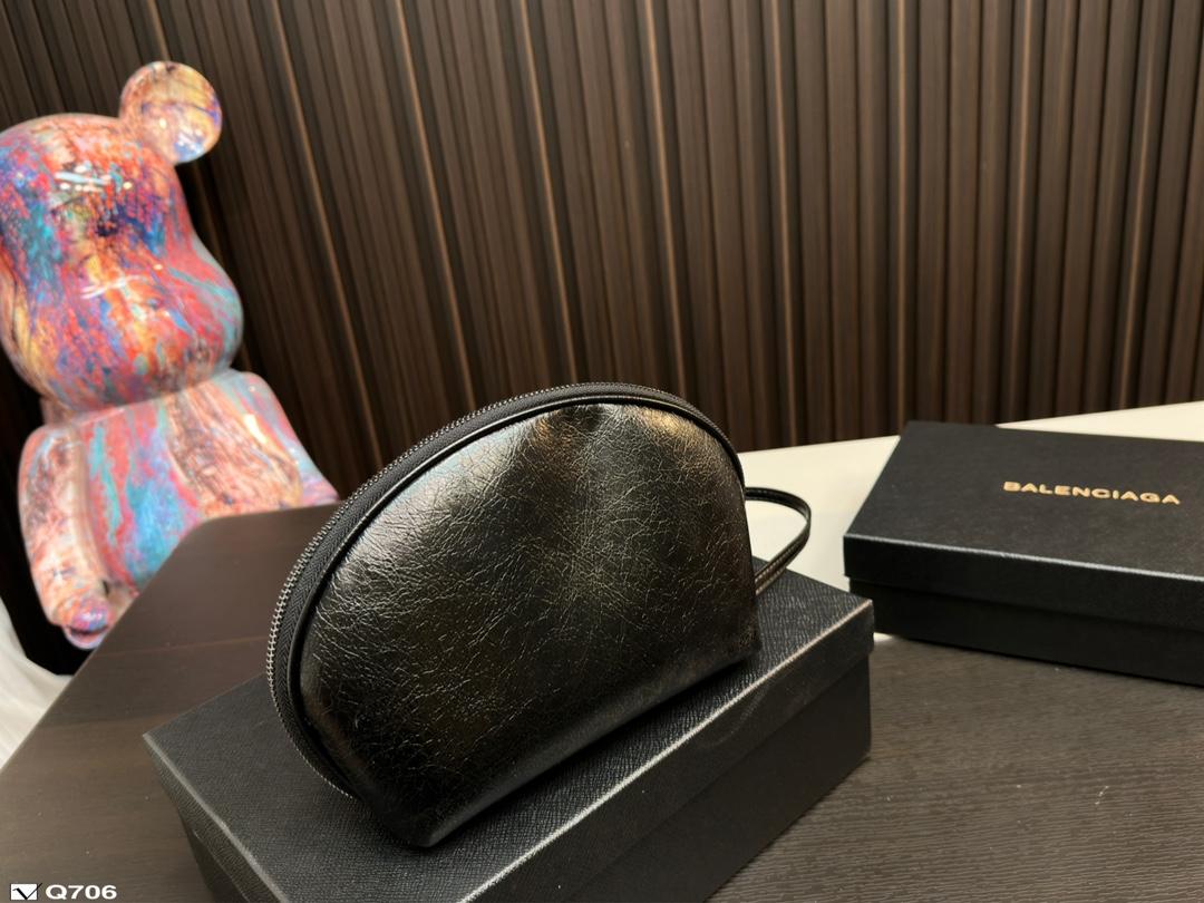 Replica Balenciaga Bag 19*16CM