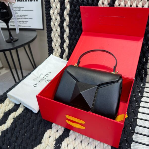 Replica Valentino Bag 19*12CM
