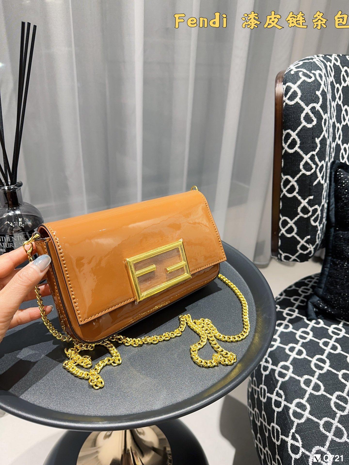 Replica Fendi Bag 21*11CM