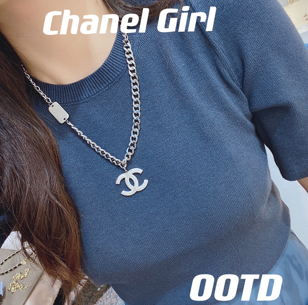 Replica CHANEL Necklace