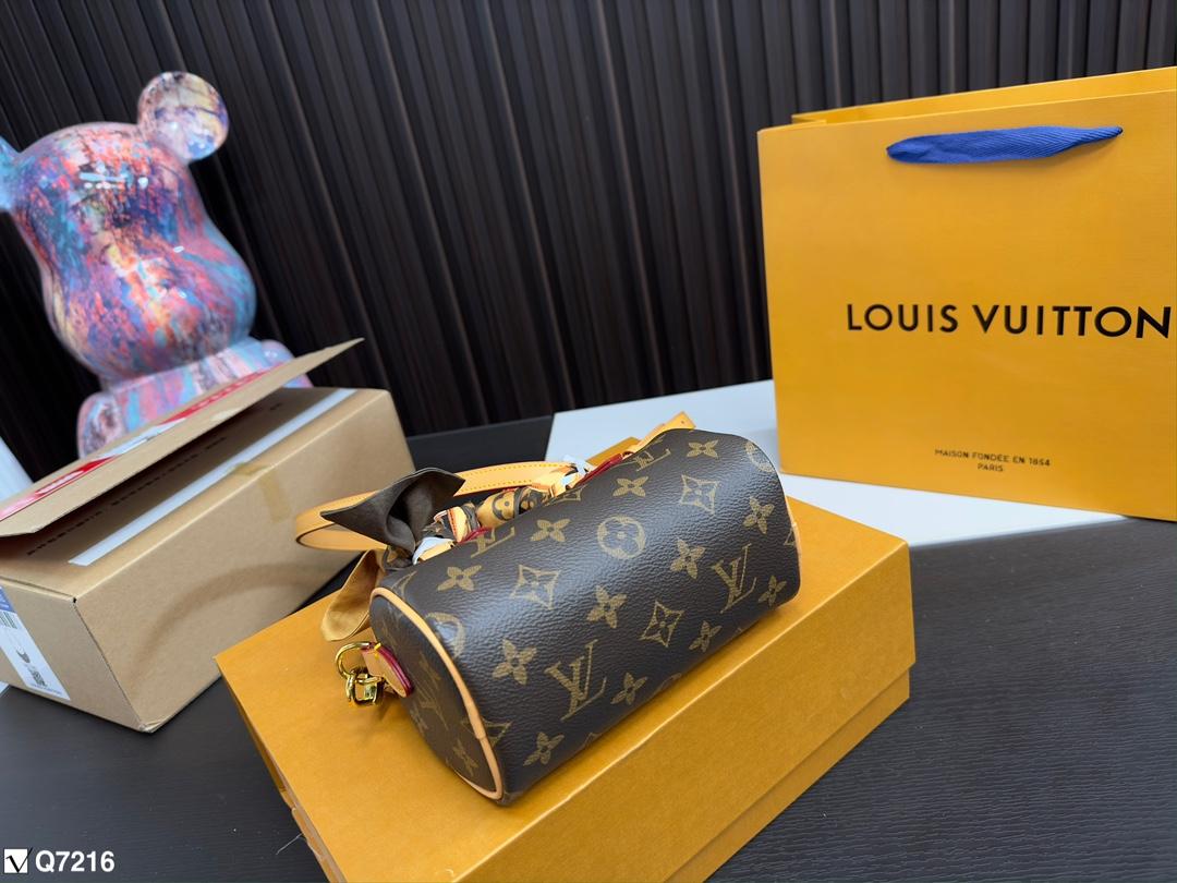 Replica Louis Vuitton Bag 16*10CM