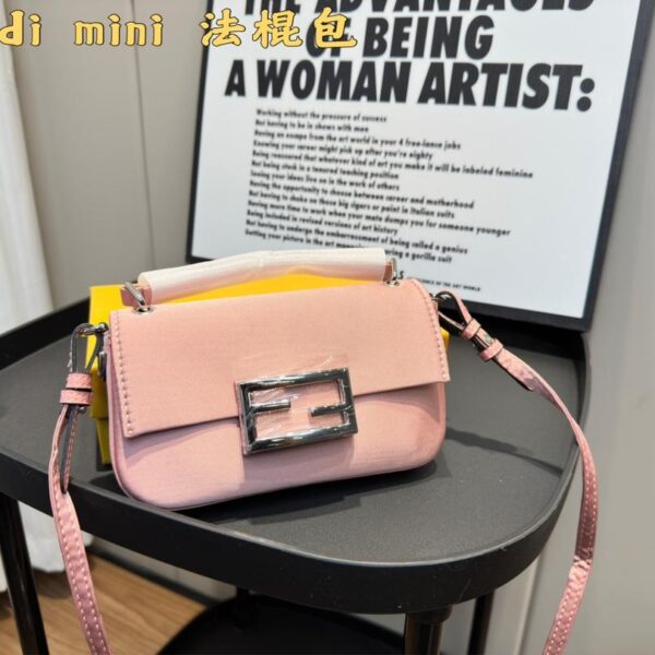 Replica Fendi Bag 19*10CM