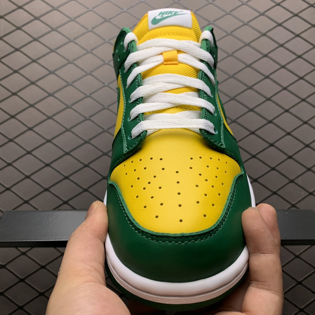 Replica Nike Dunk SB Shoe Nike Dunk Low SP Brazil CU1727-700 36-46
