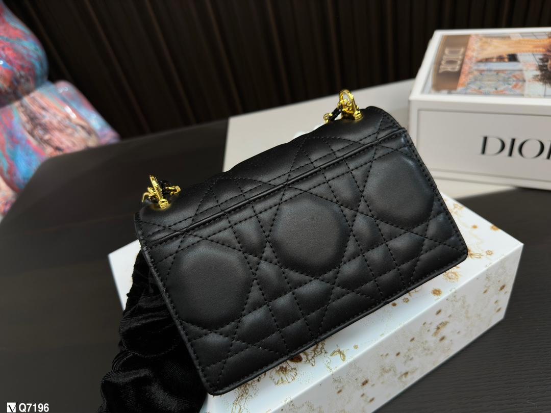Replica Dior Bag 12*18CM