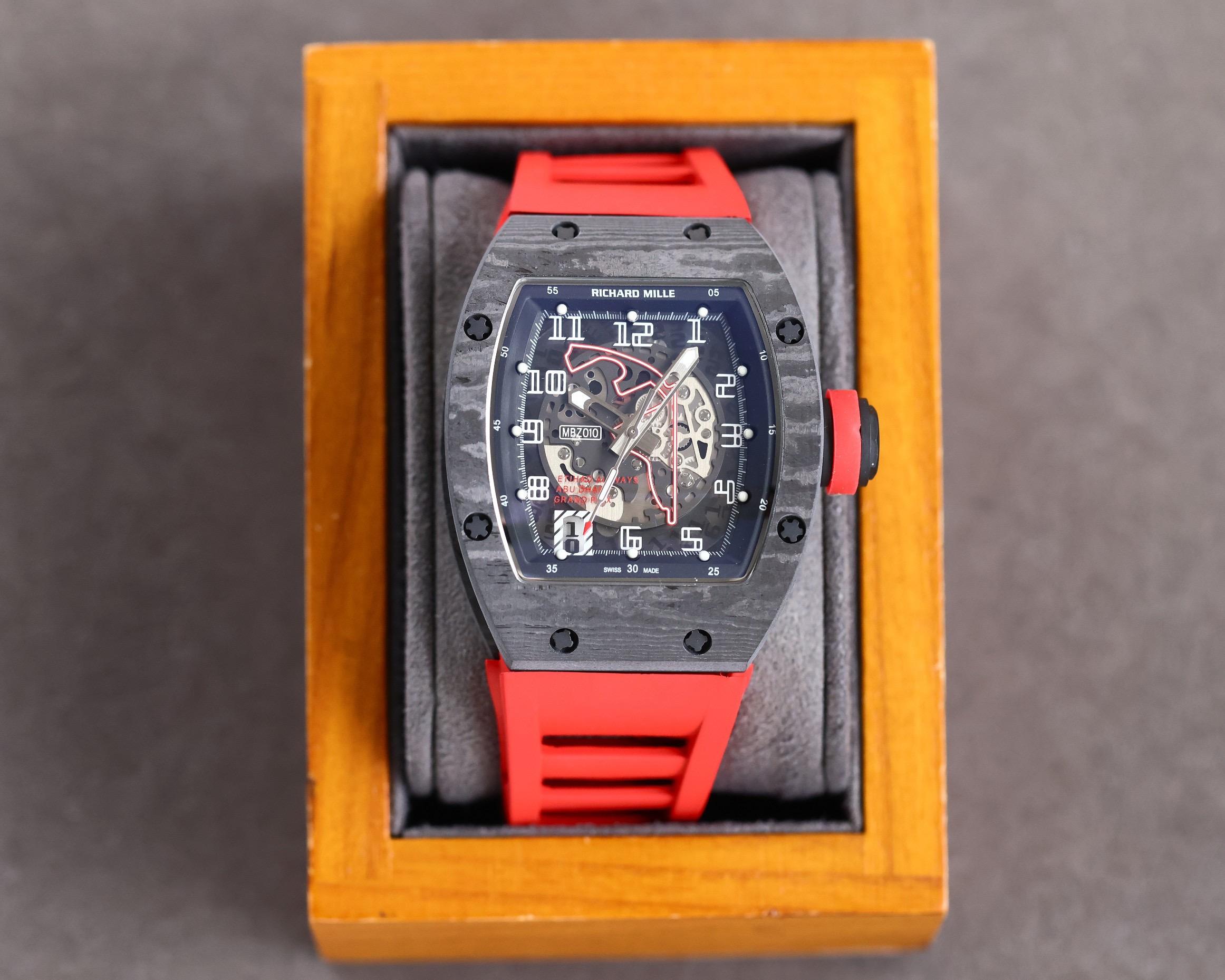 Replica Richard Mille Carbon Fiber Automatic Machine Watch 40MM