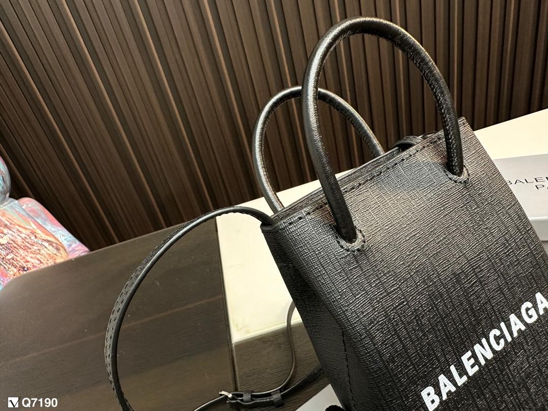 Replica Balenciaga Bag 11*17CM