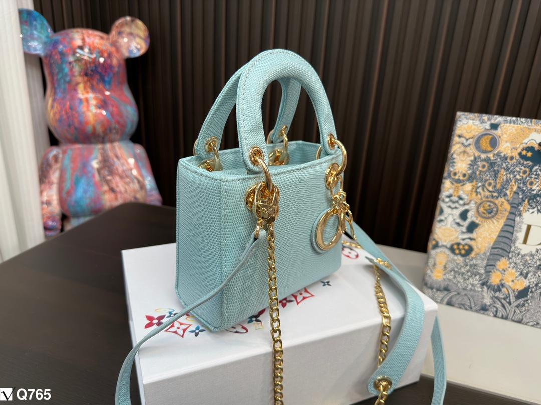 Replica Dior Bag  17*7*14CM