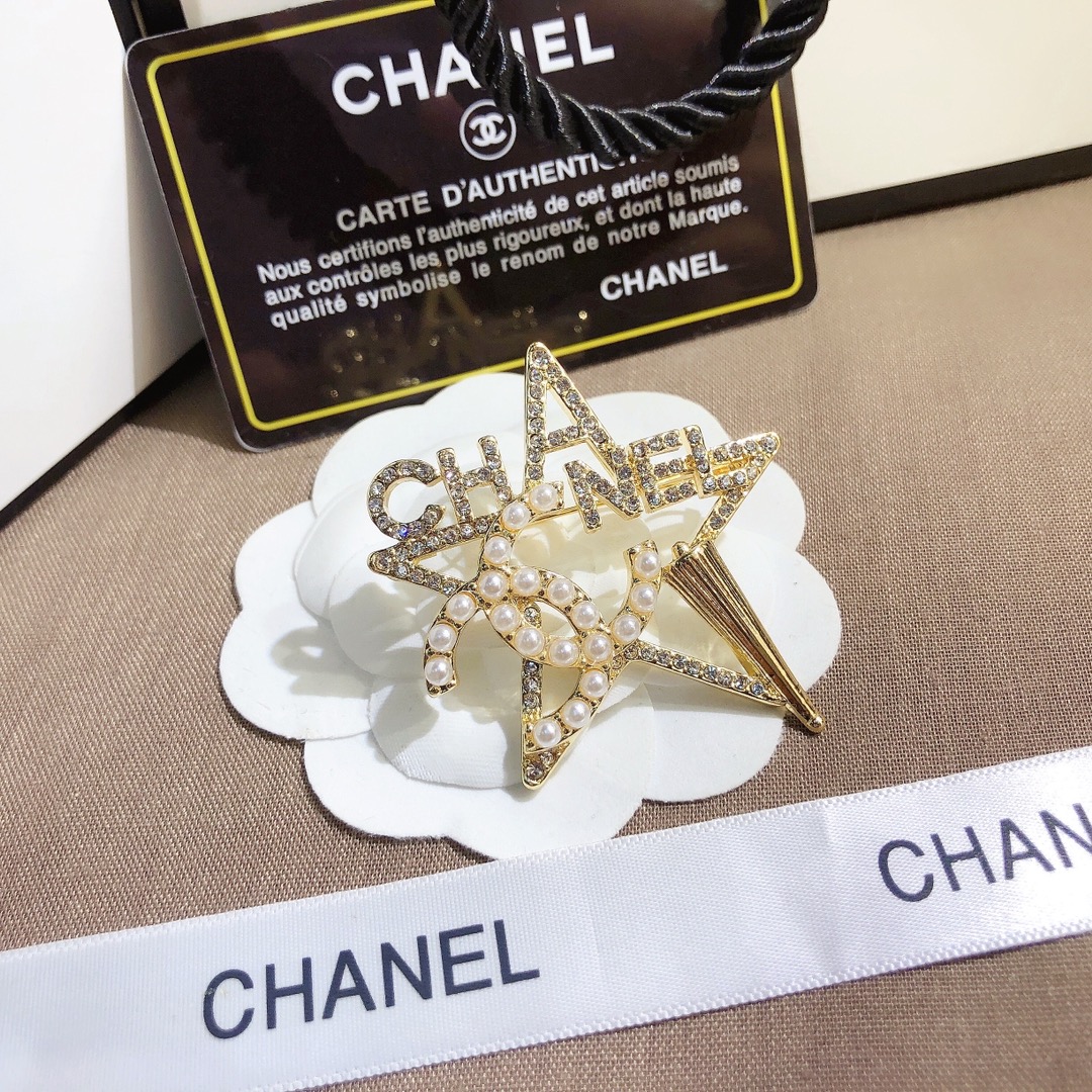 Replica CHANEL Brooch