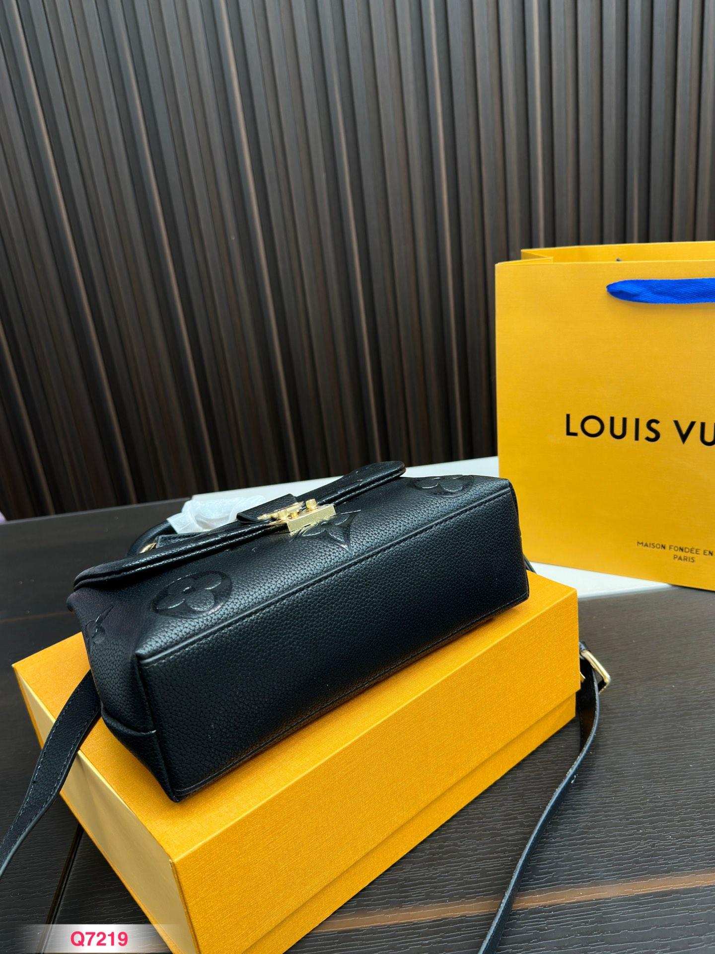 Replica Louis Vuitton Bag 24*15CM