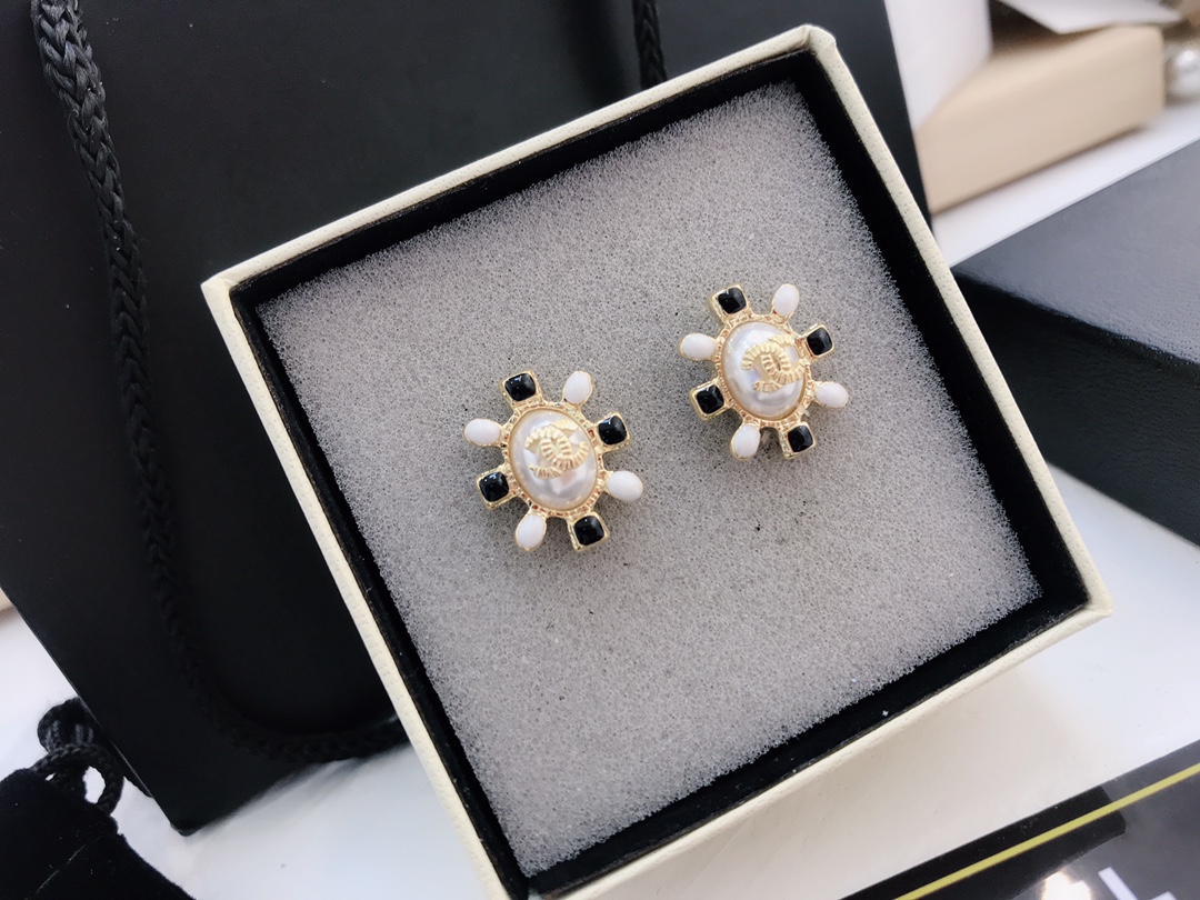 Replica CHANEL Earring