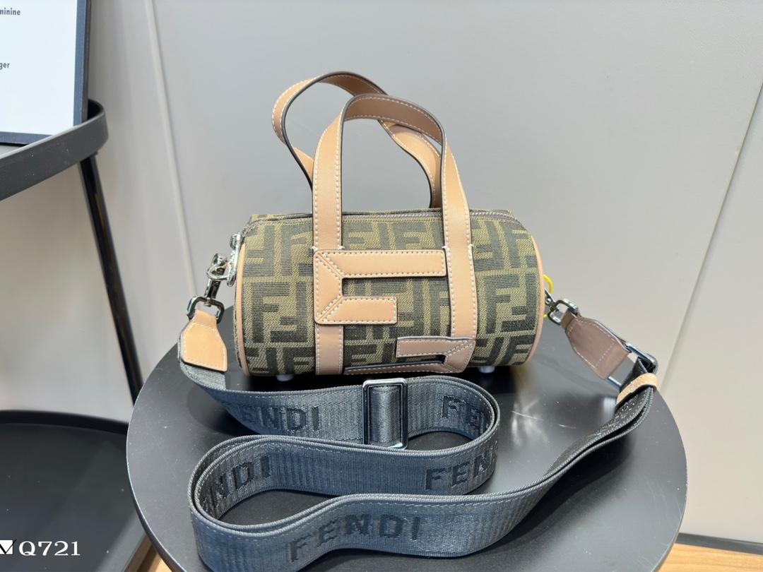 Replica Fendi Bag 22*14CM