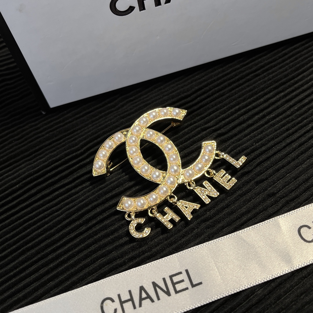 Replica CHANEL Brooch
