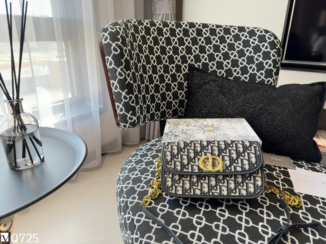 Replica Dior Bag