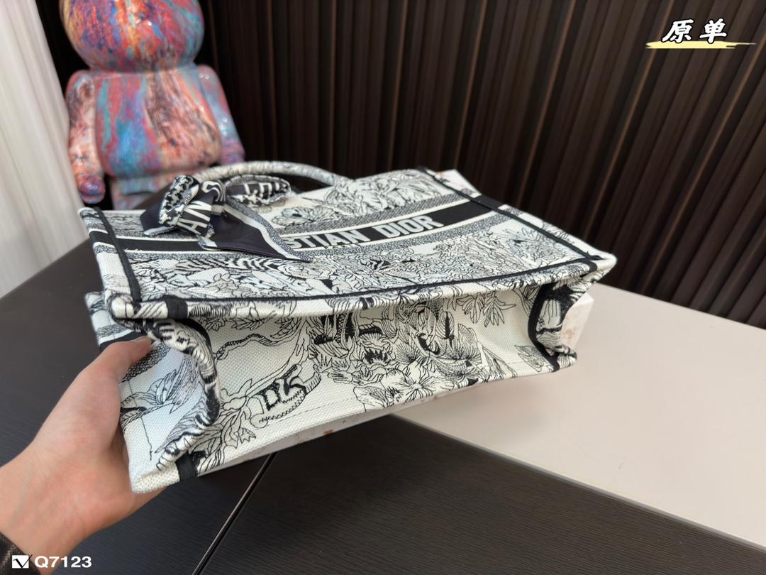 Replica Dior Bag   41*34CM/36*27CM/27*21CM